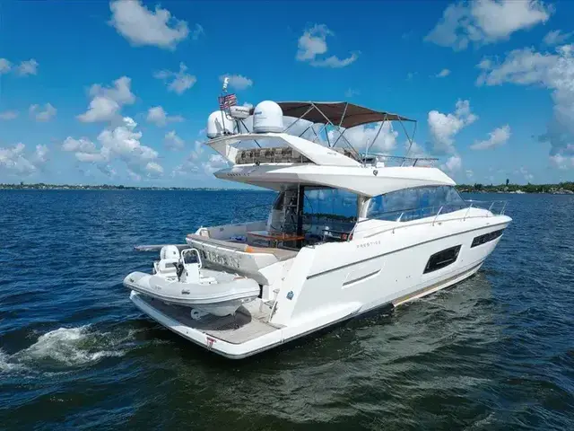 Prestige 550 Fly