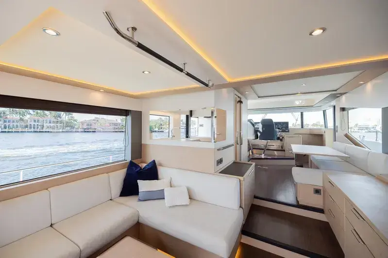 2022 Beneteau grand trawler 62