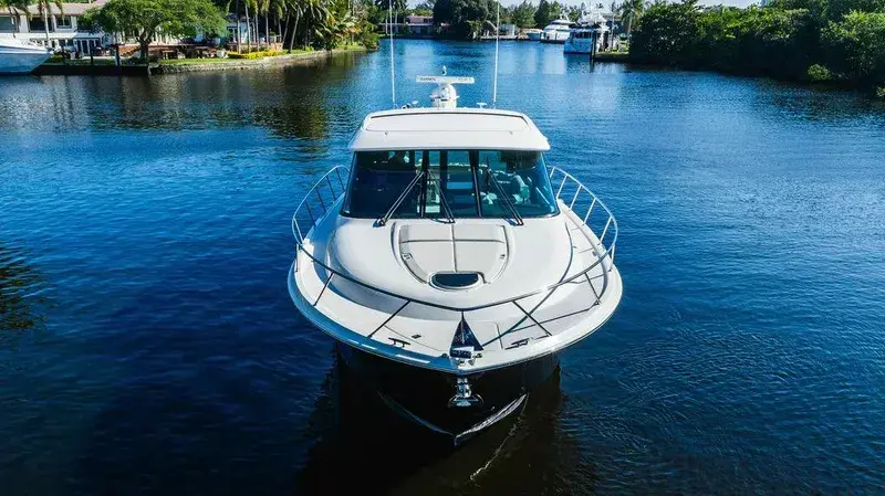 2017 Tiara 53 coupe