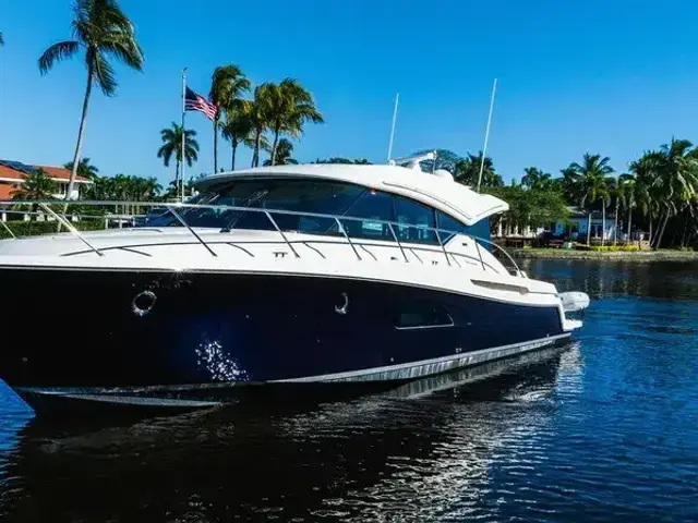 Tiara Yachts 53 Coupe