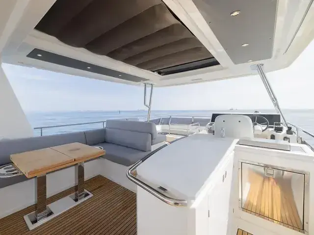 Beneteau Grand Trawler  62