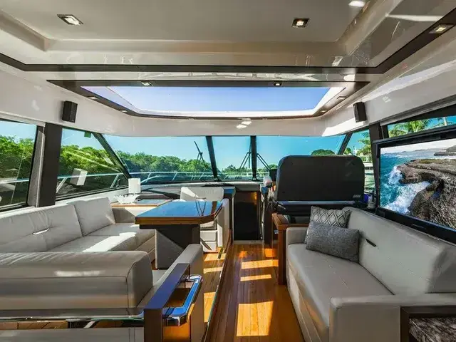 Tiara Yachts 53 Coupe