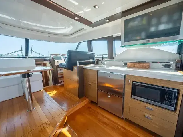 Tiara Yachts 44 Coupe