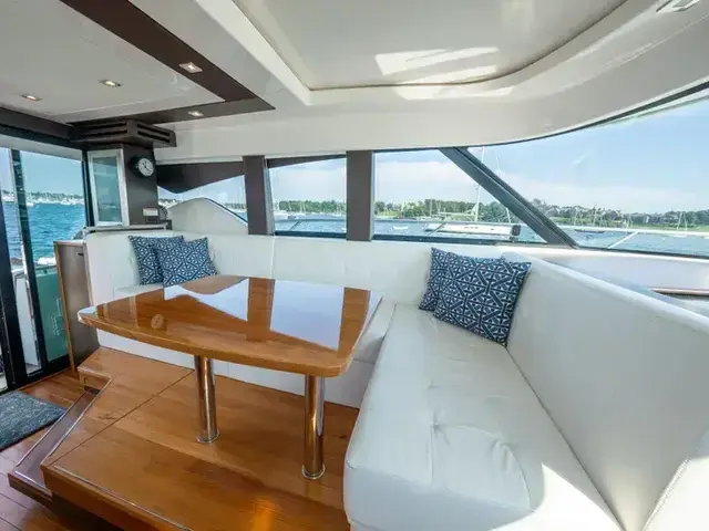 Tiara Yachts 44 Coupe