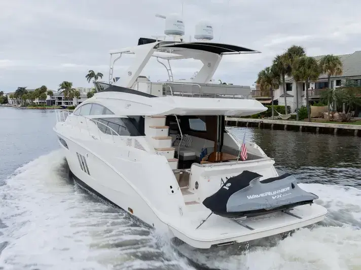 2017 Sea Ray 590 fly bridge