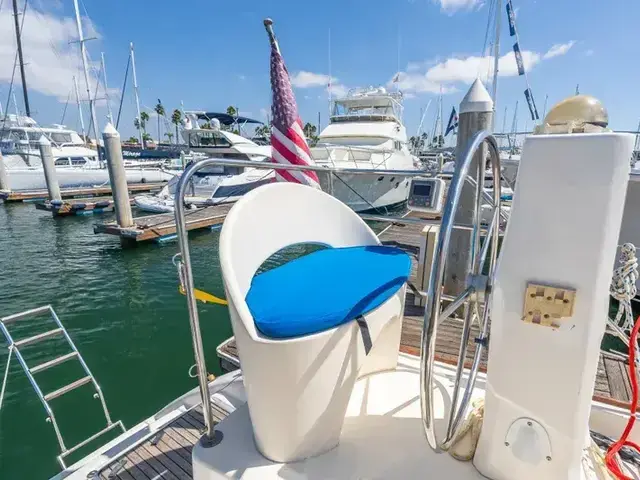 Catana 43