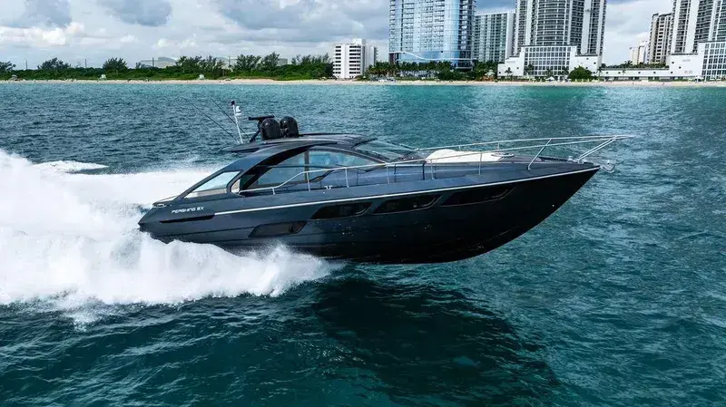 2018 Pershing 54