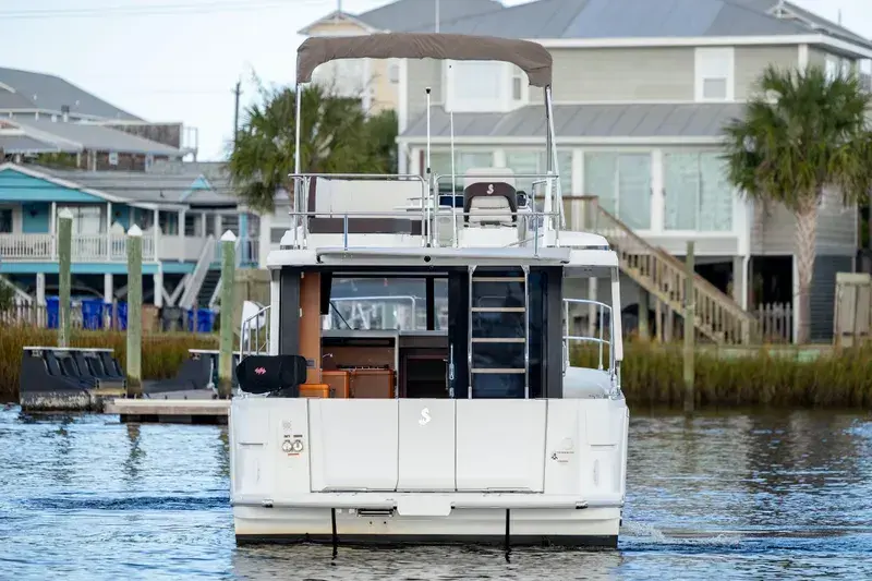 2019 Beneteau swift trawler 30