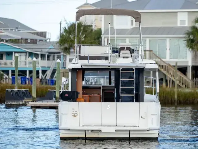 Beneteau Swift Trawler 30