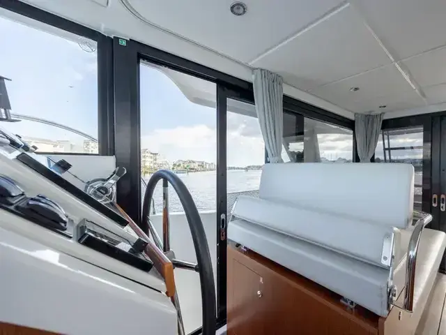 Beneteau Swift Trawler 30