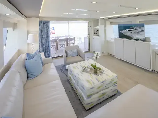 Hatteras 75 Motoryacht