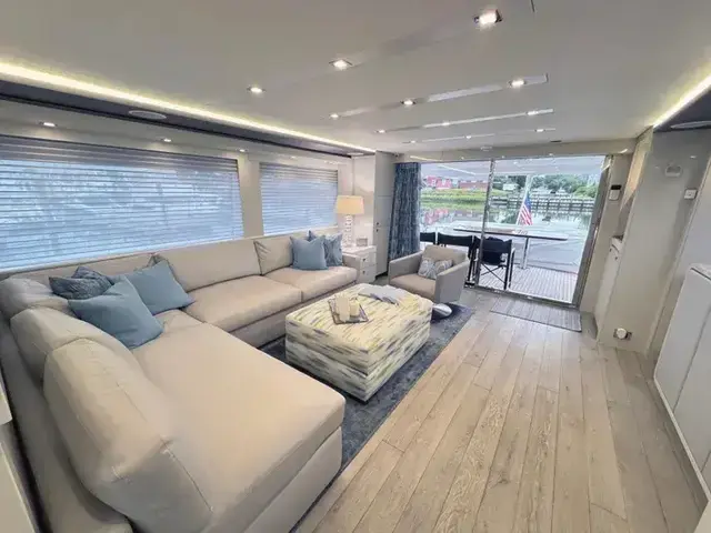 Hatteras 75 Motoryacht