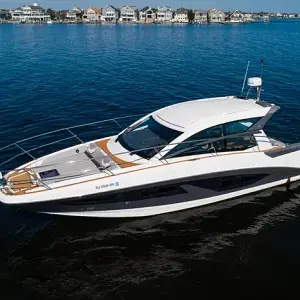 2021 Beneteau Gran Turismo 36