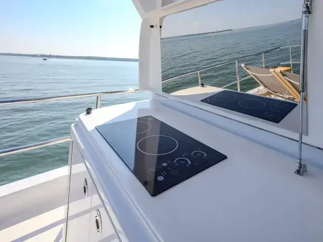 Hatteras 75 Motoryacht