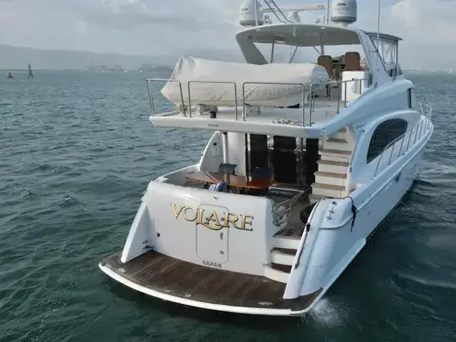 Hatteras 64 Motor Yacht