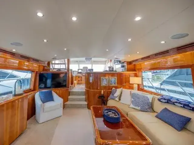 Hatteras 64 Motor Yacht