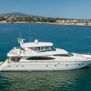 2005 Azimut 85