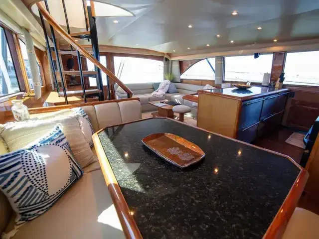 Viking Yachts 65 Enclosed