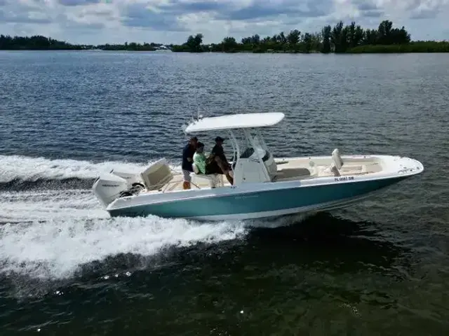 Boston Whaler 27 Vantage