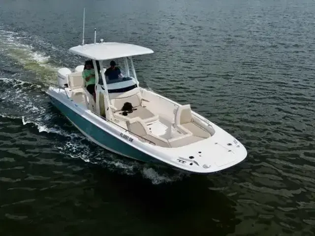 Boston Whaler 27 Vantage