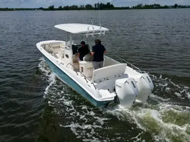 Boston Whaler 27 Vantage