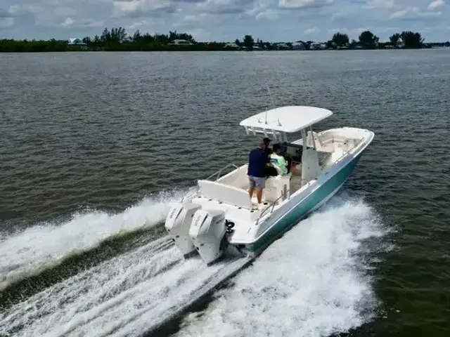 Boston Whaler 27 Vantage