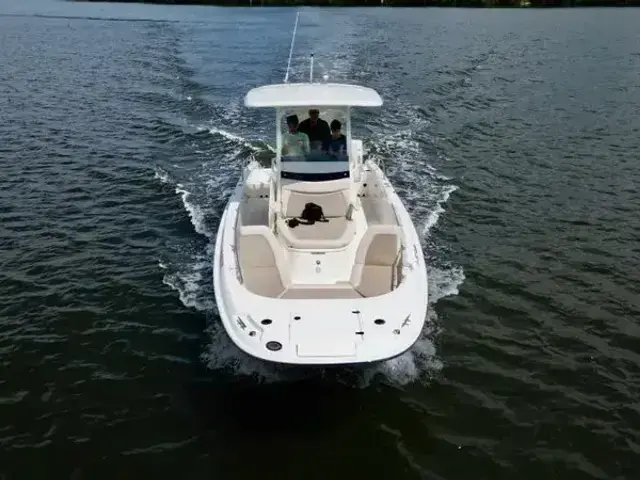 Boston Whaler 27 Vantage