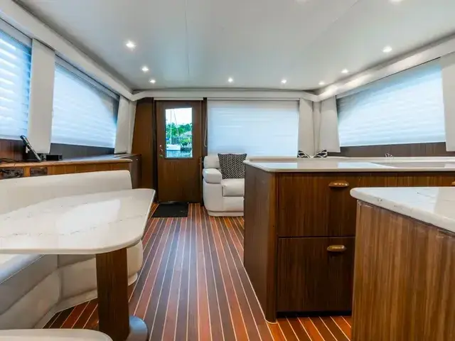 Viking Yachts 52 Convertible