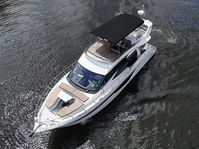 Galeon 500 Fly