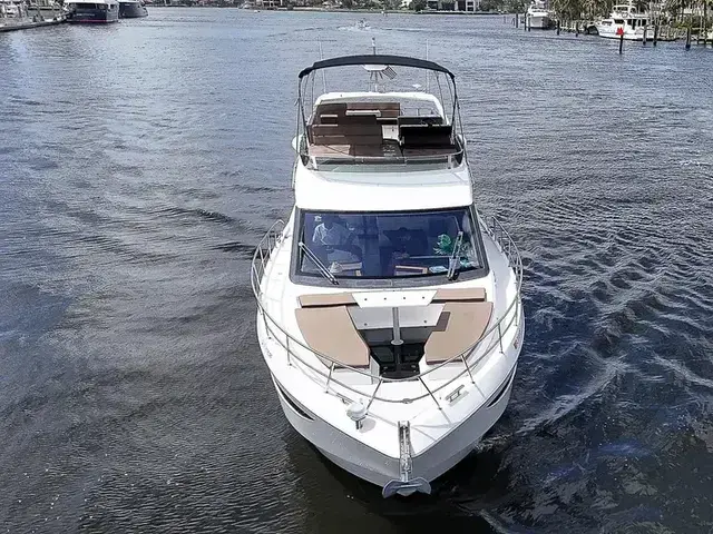 Galeon 500 Fly