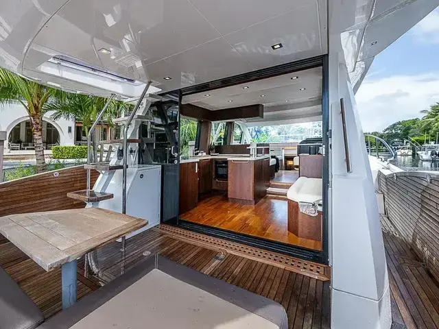 Galeon 500 Fly