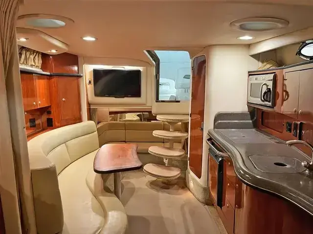 Sea Ray 32