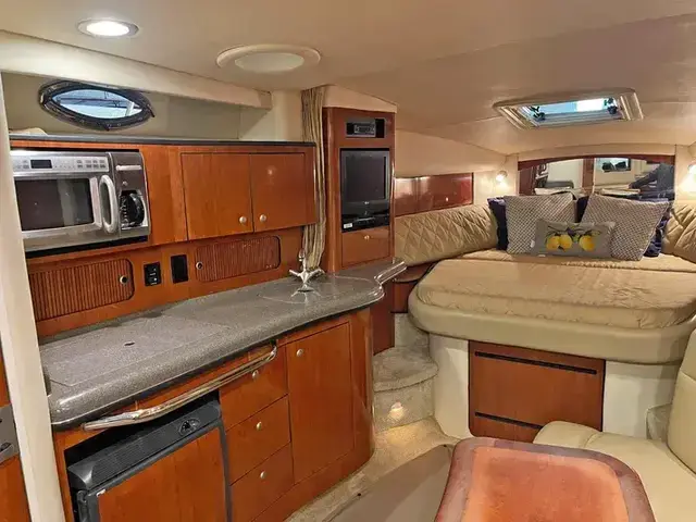 Sea Ray 32