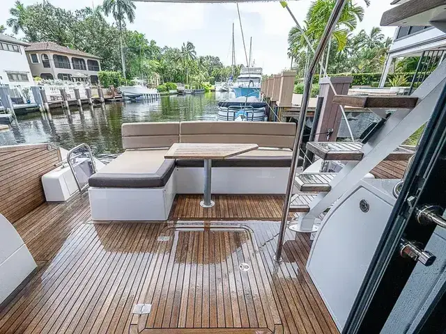 Galeon 500 Fly