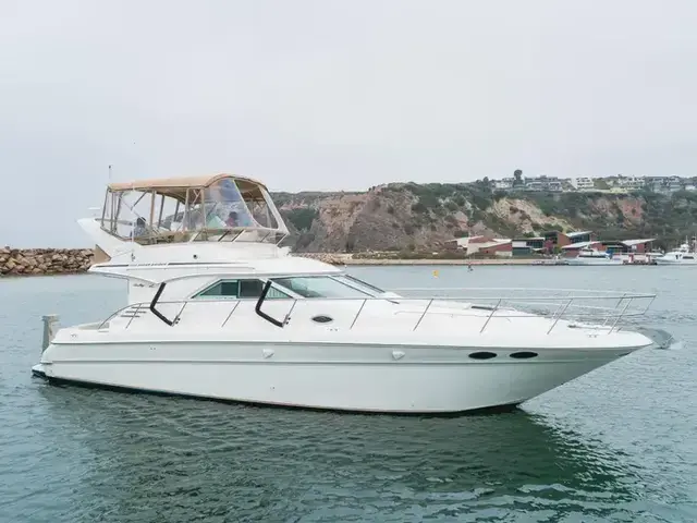 Sea Ray 400 Sedan Bridge