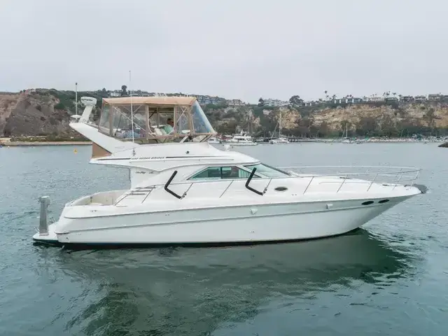 Sea Ray 400 Sedan Bridge