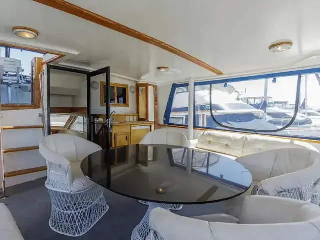 Californian 55 Cockpit Motor Yacht