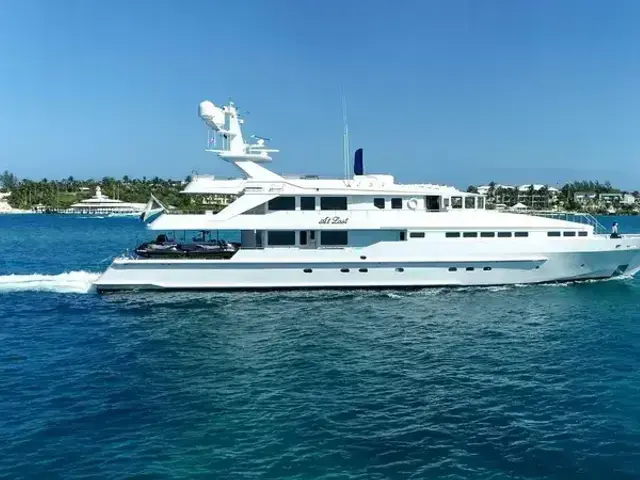 Heesen 144'