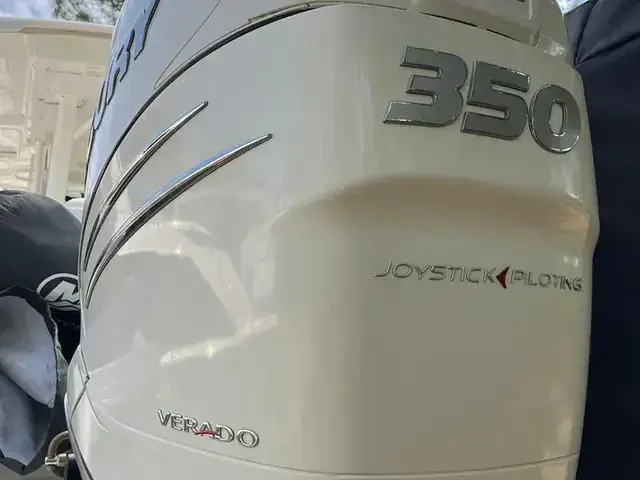 Boston Whaler 38 Outrage