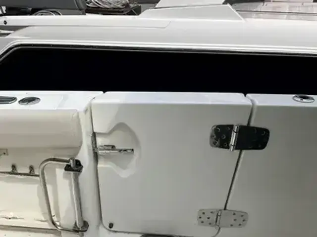 Boston Whaler 38 Outrage