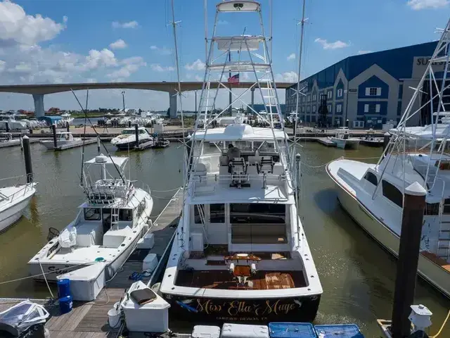 Viking Yachts 54 Convertible