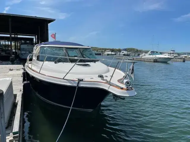 Tiara Yachts 31