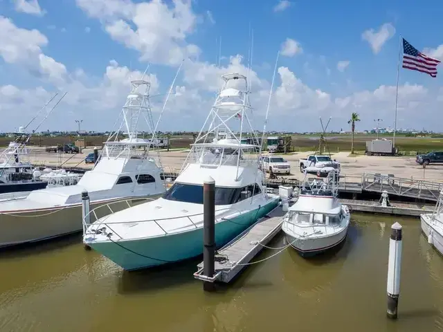 Viking Yachts 54 Convertible