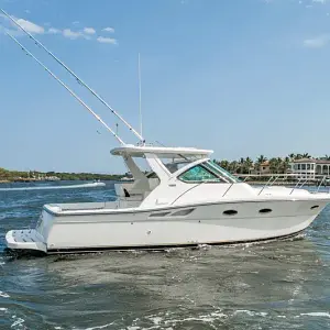 2004 Tiara Yachts 32 Open