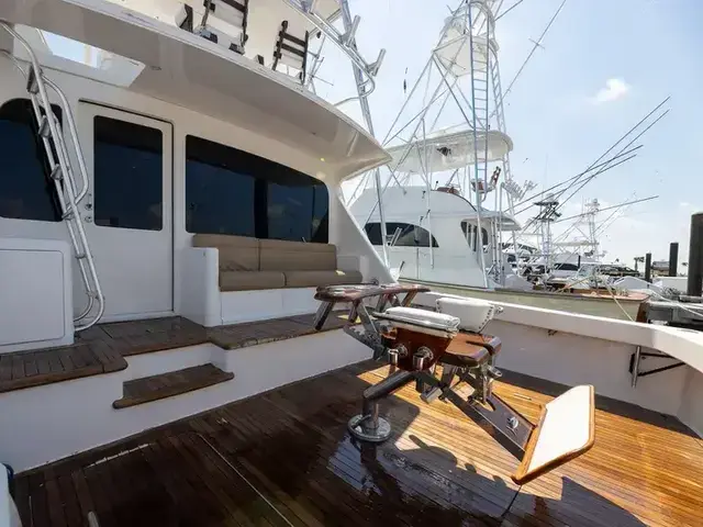 Viking Yachts 54 Convertible