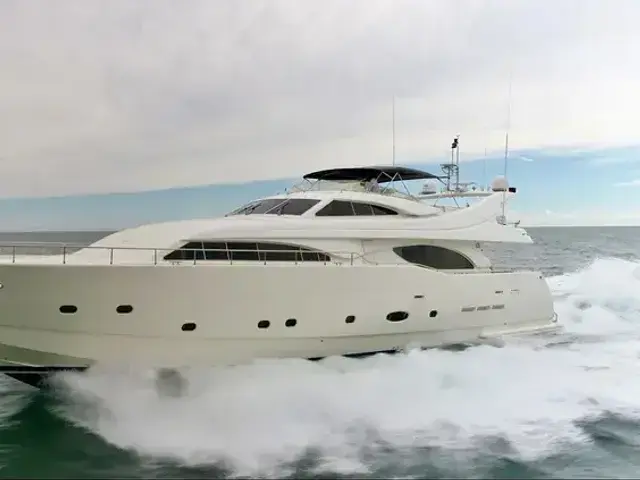 Ferretti Yachts 94