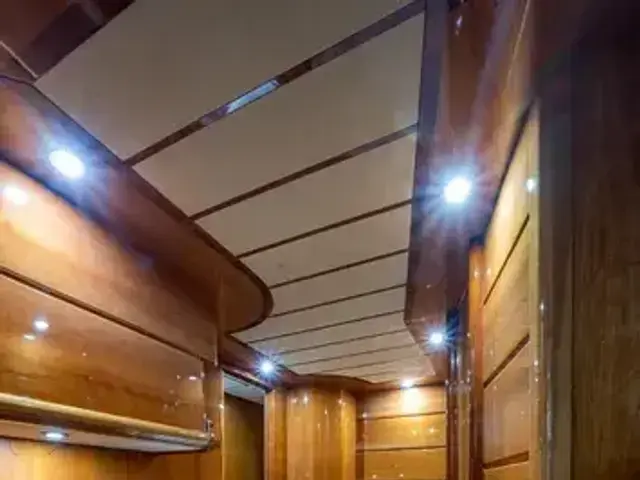 Ferretti Yachts 94