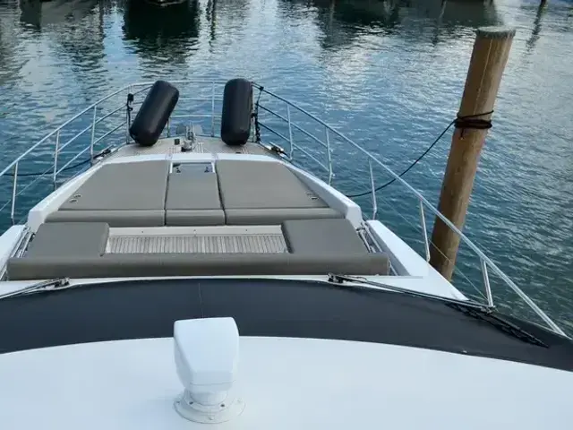 Azimut 66