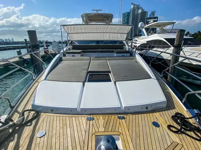 Azimut 66