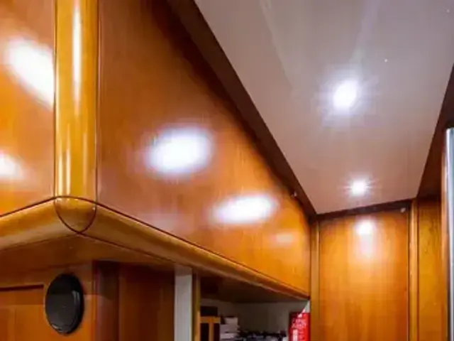 Ferretti Yachts 94